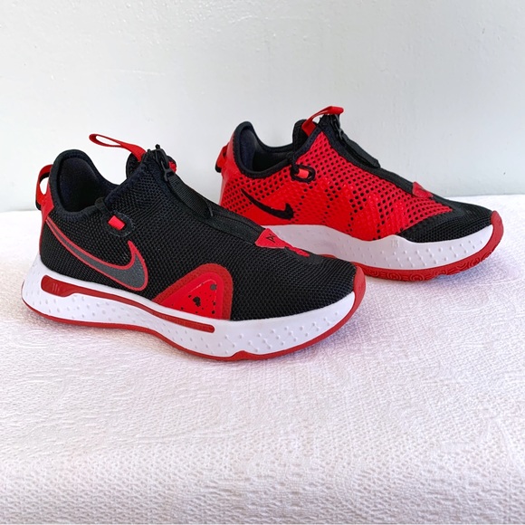 Nike Air PG 4 Basketball Athletic Shoes - Picture 14 of 16